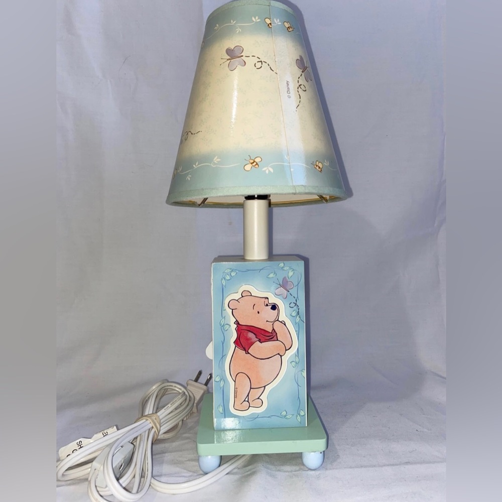 Disney Winnie The Pooh and Tigger night desk lamp